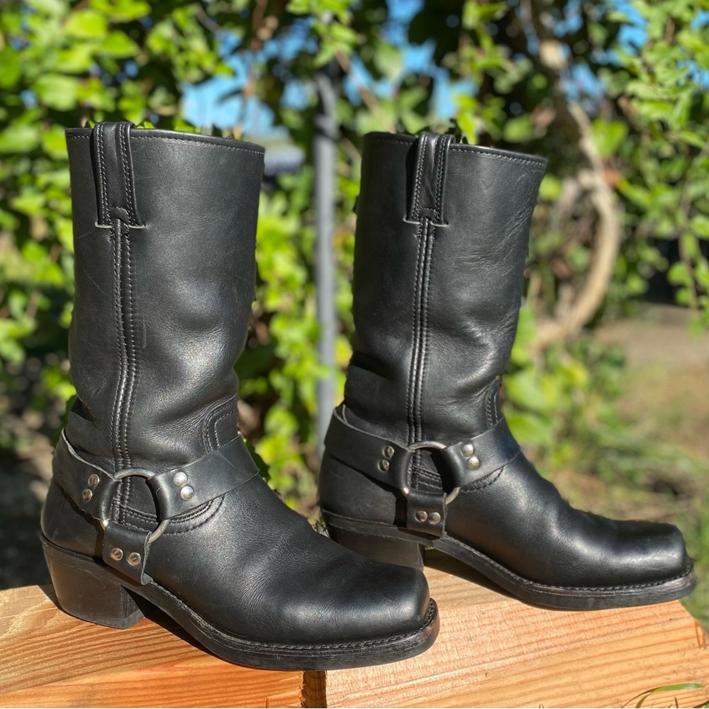 Frye Harness 12r Boots size 8